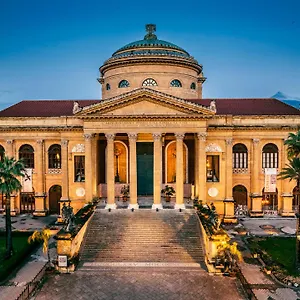 https://re-tancredi-palermo.sicilyhotelsitaly.net